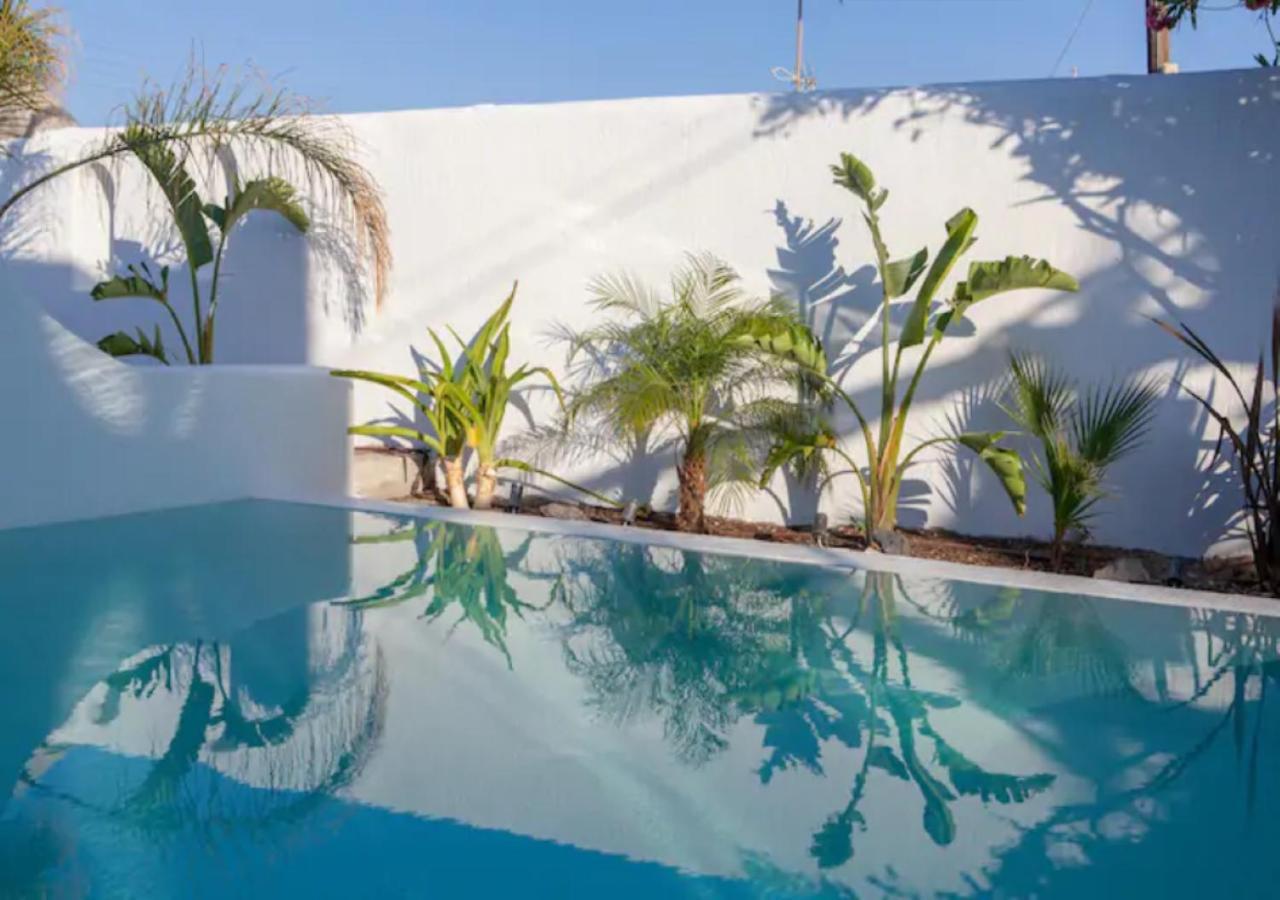 Dafnes Villa 1 Private Pool Perivolos  Bagian luar foto